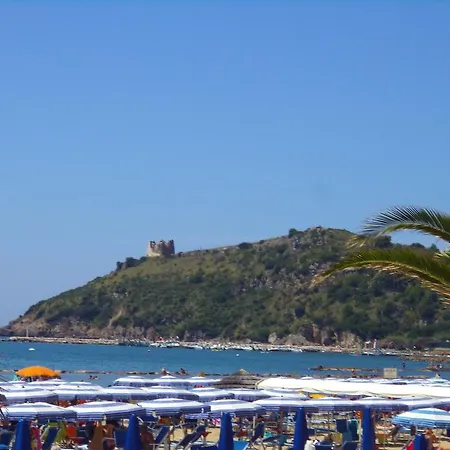 Scauri *